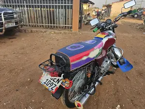 Bajaj Boxer 2017 Red