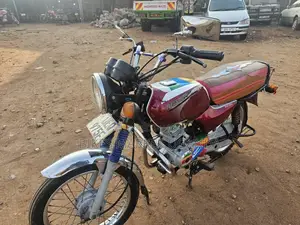 Bajaj Boxer 2018 Red