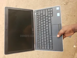 Laptop Dell Latitude E6220 8GB Intel Core I7 HDD 500GB