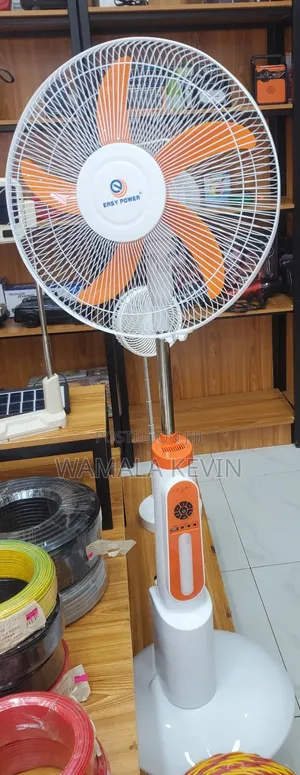 Rechargeable Stand Fun With a Solar Panel