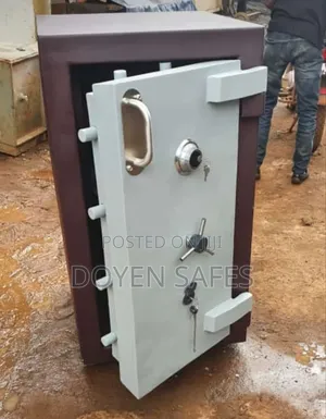 SAFE 3.5ft 650kgs Safe