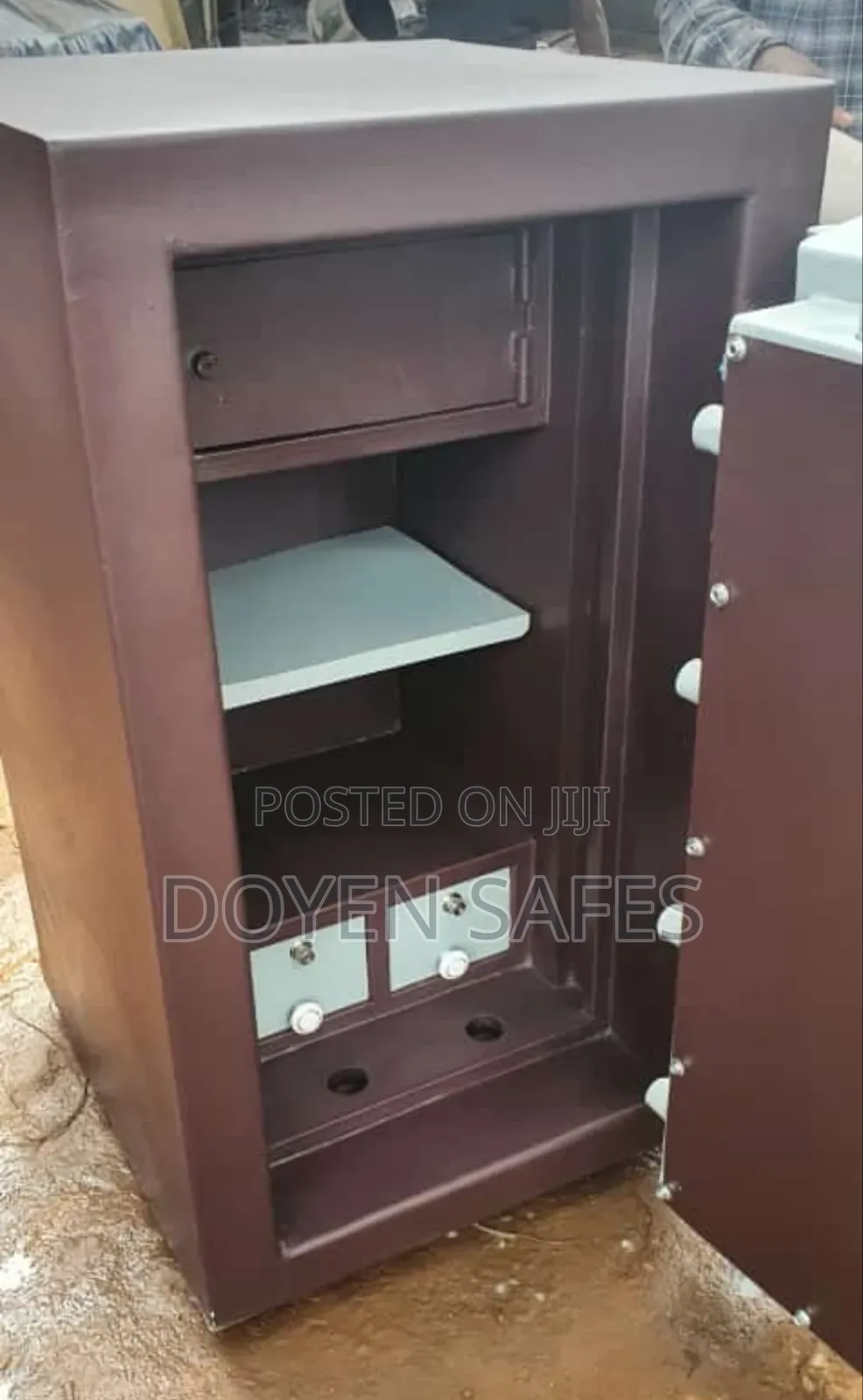 SAFE 3.5ft 650kgs Safe