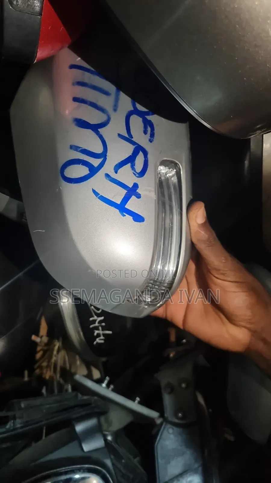 Rav 4 2009 Side Mirror Whole(With Indicators)
