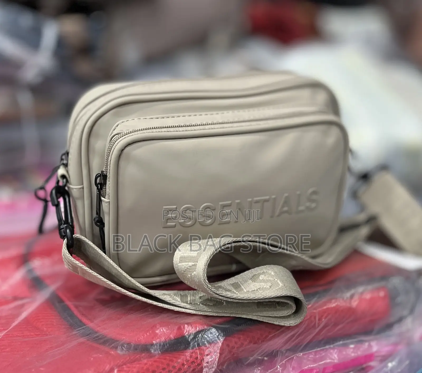 Essential Sling Bag