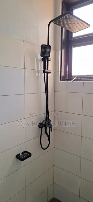 Studio Room Airbnb, Kyanja,