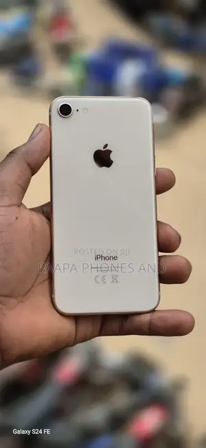 Apple iPhone 8 64 GB Purple