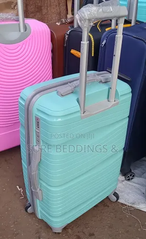 Simple Core Suitcase