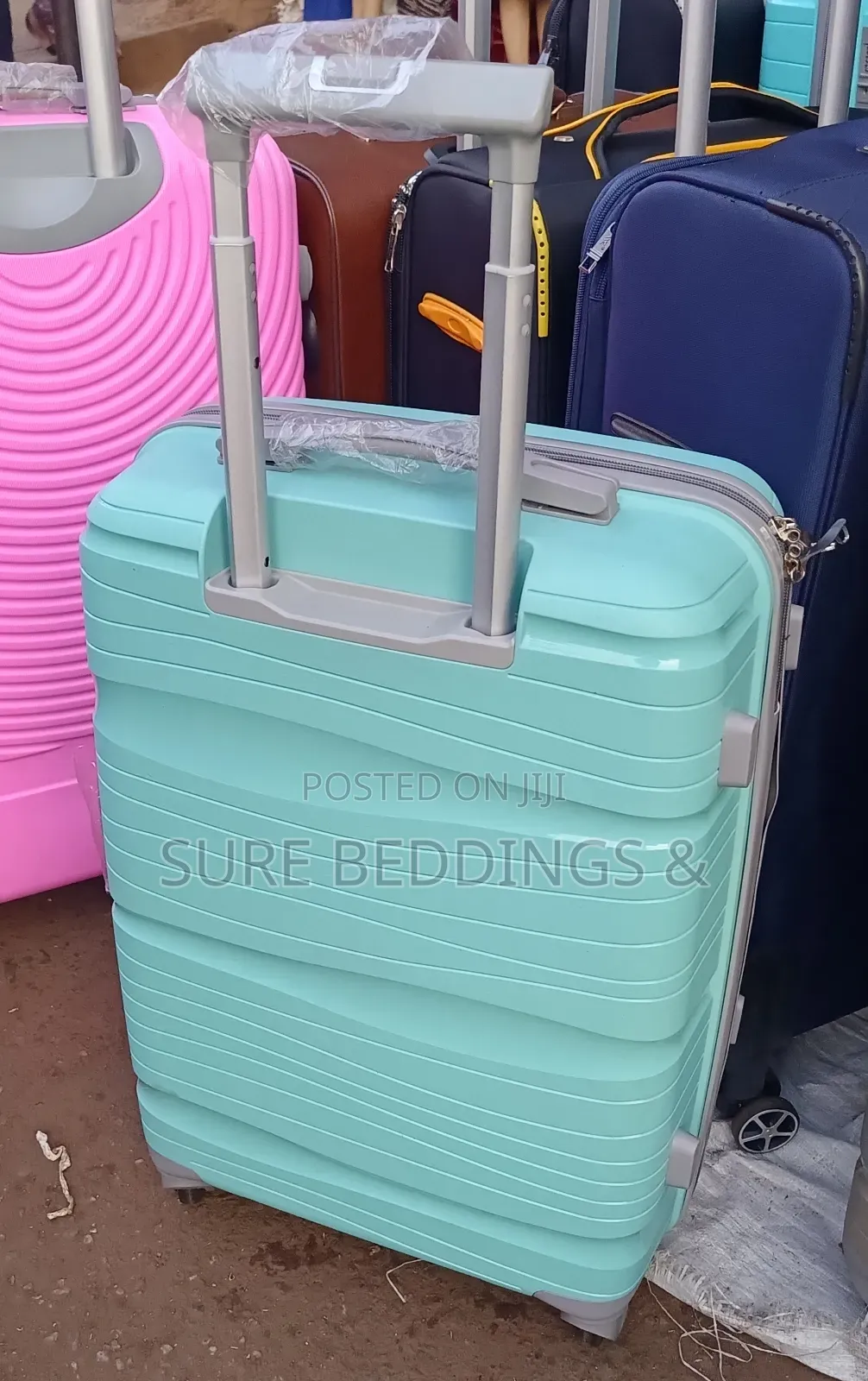 Simple Core Suitcase