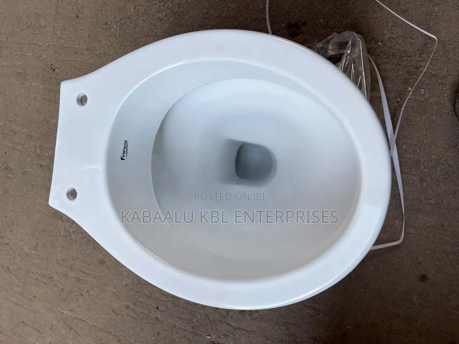 Ordinary Toilet Pan P Trap Sitting