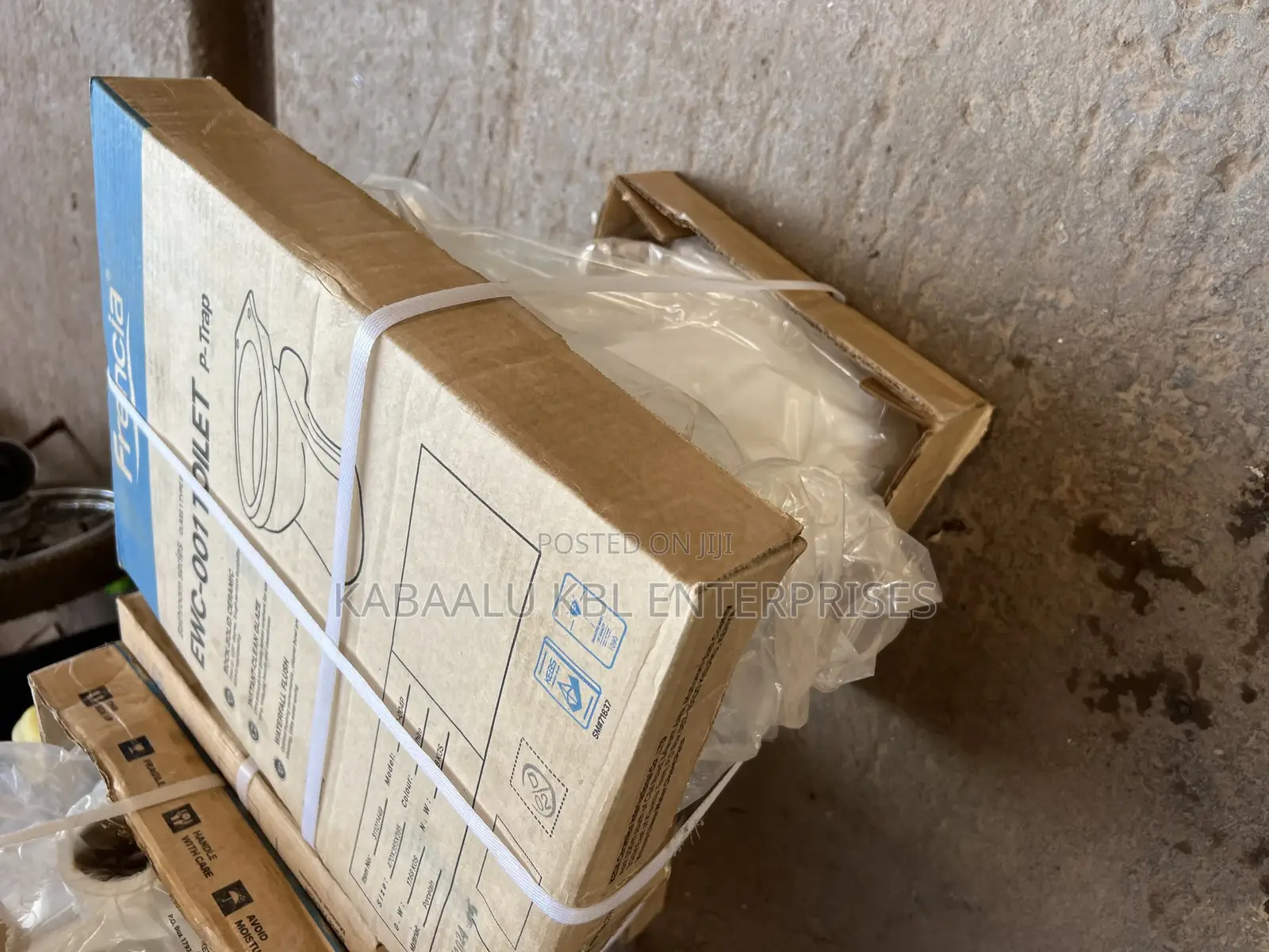 Ordinary Toilet Pan P Trap Sitting