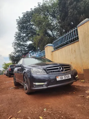 Mercedes-Benz C200 2013 Gray