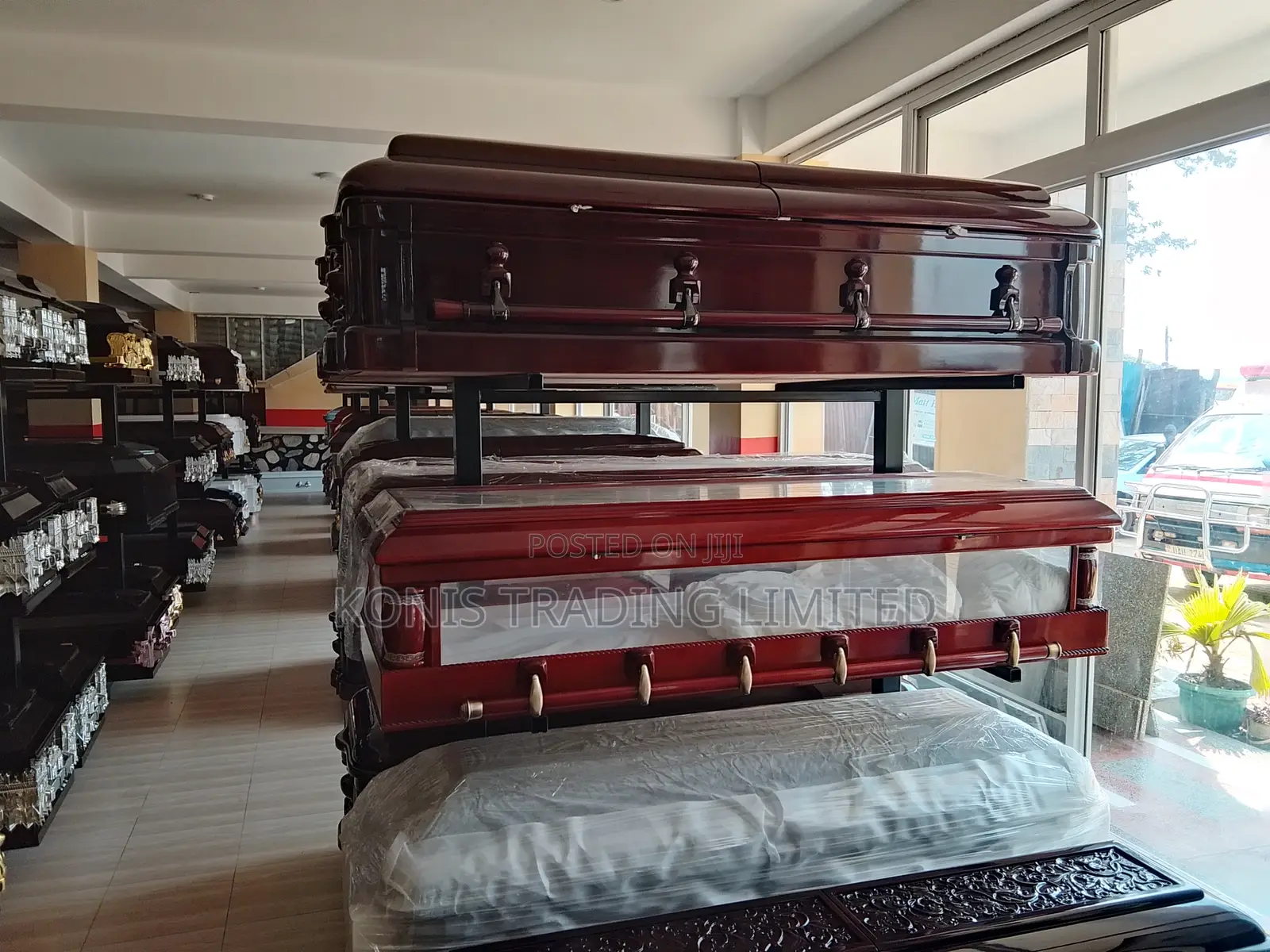 Caskets/ Coffins