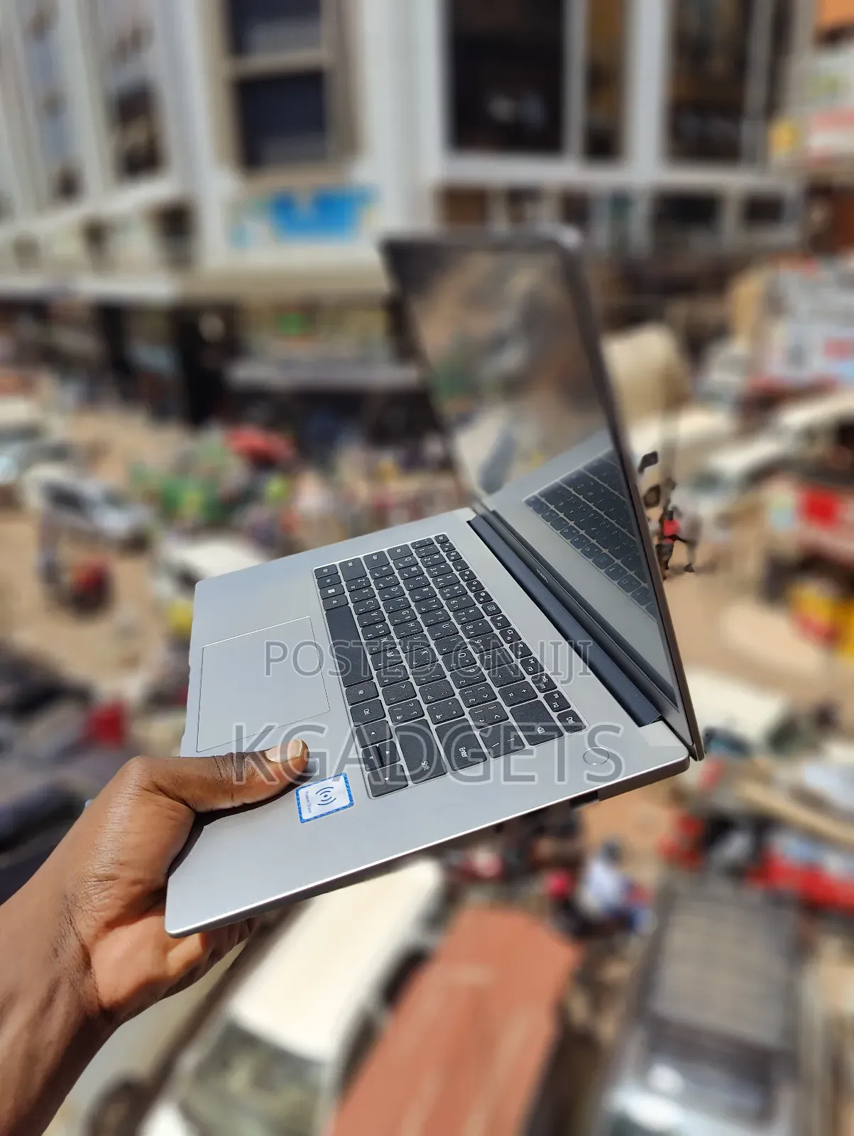 Laptop Huawei Matebook D 15 8GB Intel Core i3 SSD 256GB