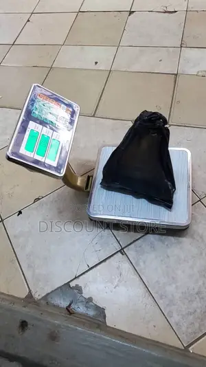 DT05 - CC Digital Shop Counter Weighing Scales 60kg