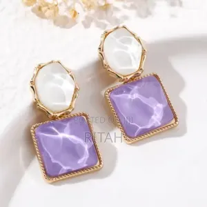 Oval Eardrop Earrings