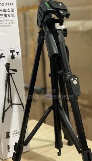 Camera/ Selfie / Light Weight Tripod Stand