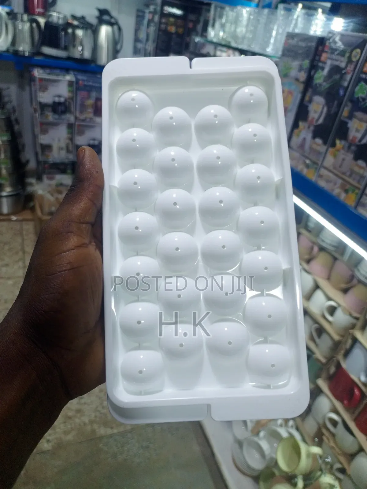 Plastic Ice Cube Tray 26