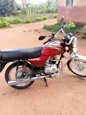 Bajaj Boxer 100 2013 Red