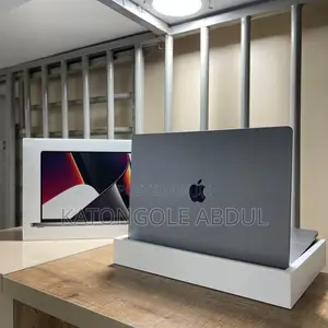 New Laptop Apple MacBook Pro 16GB Apple M1 Max SSD 1T
