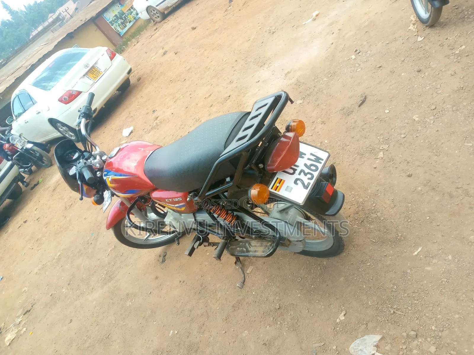Bajaj Boxer 125 2023 Red