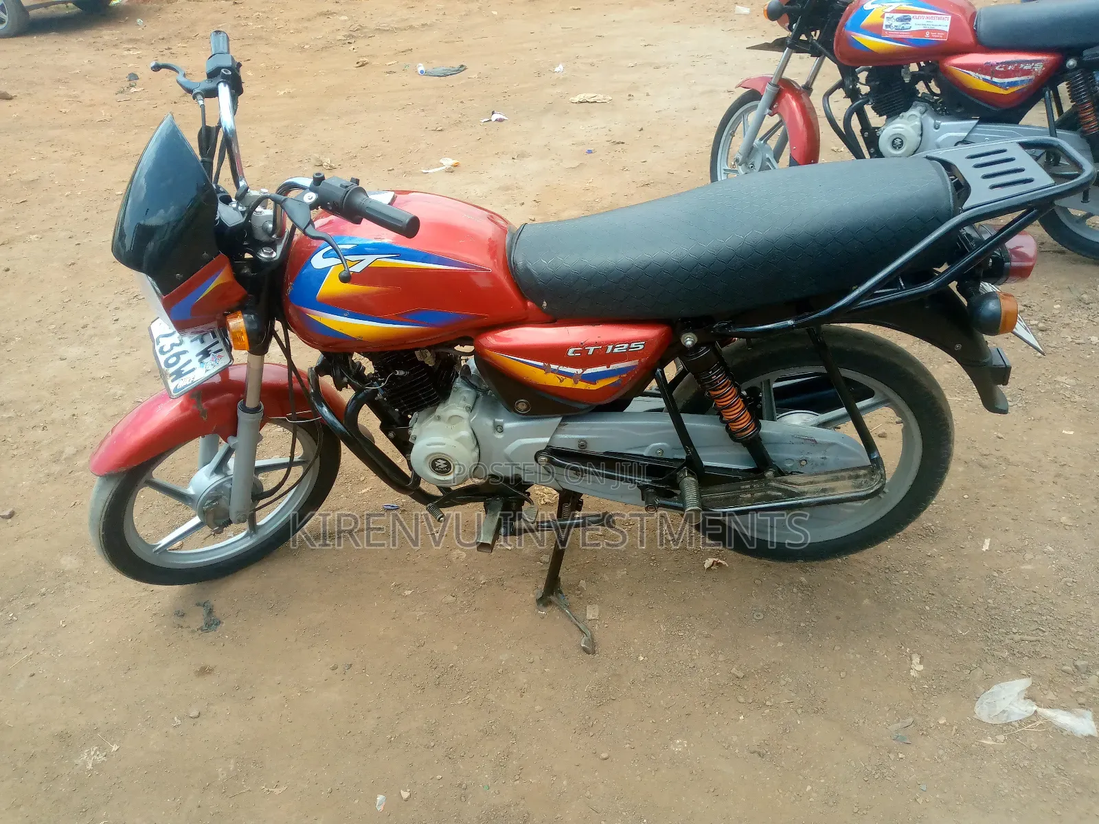 Bajaj Boxer 125 2023 Red