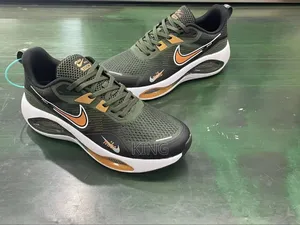 Nike Green Shoes Nike Zoom Winflo Sneakers