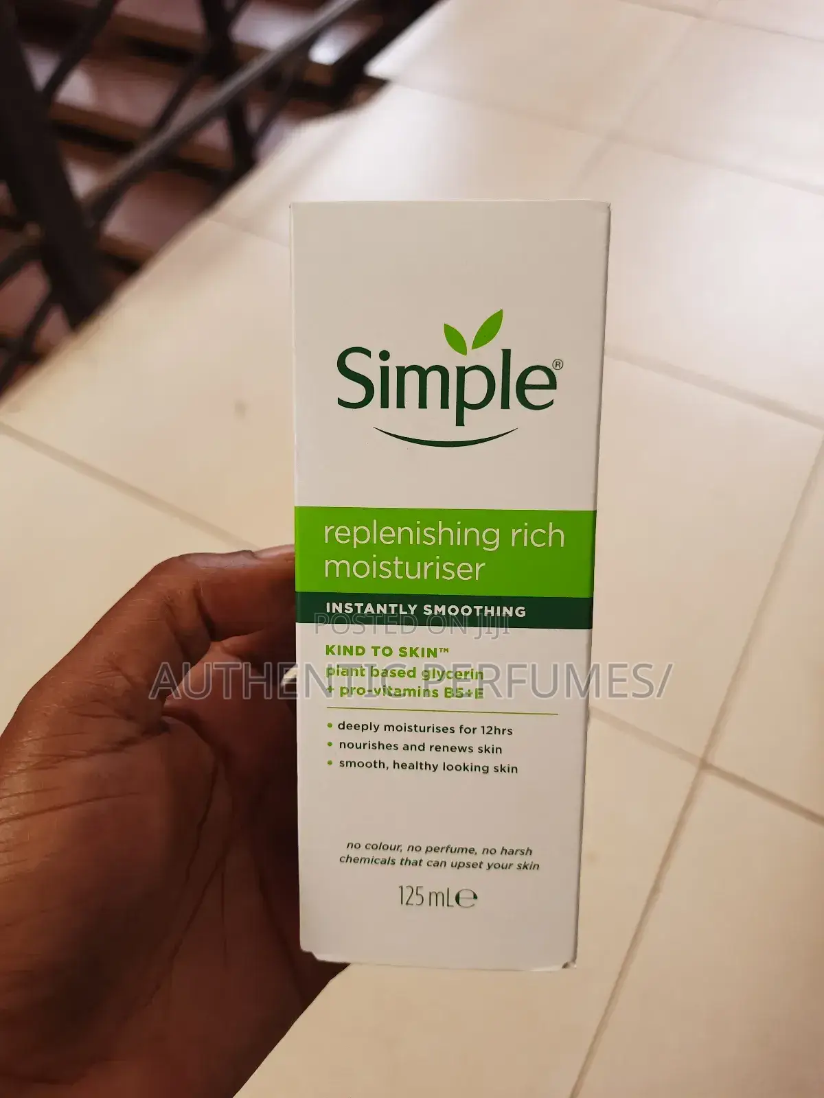 Simple Replenishing Rich Moisturiser 125ml