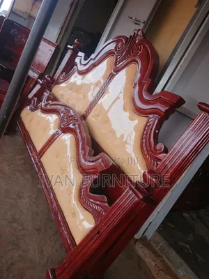 King Size of 5x6 in Brown Color
