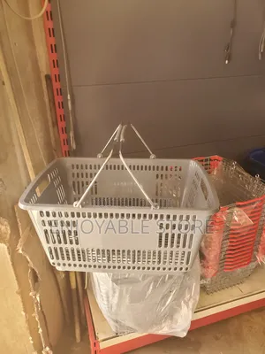 Heavy-Duty Plastic Shopping Baskets(Supermarket)