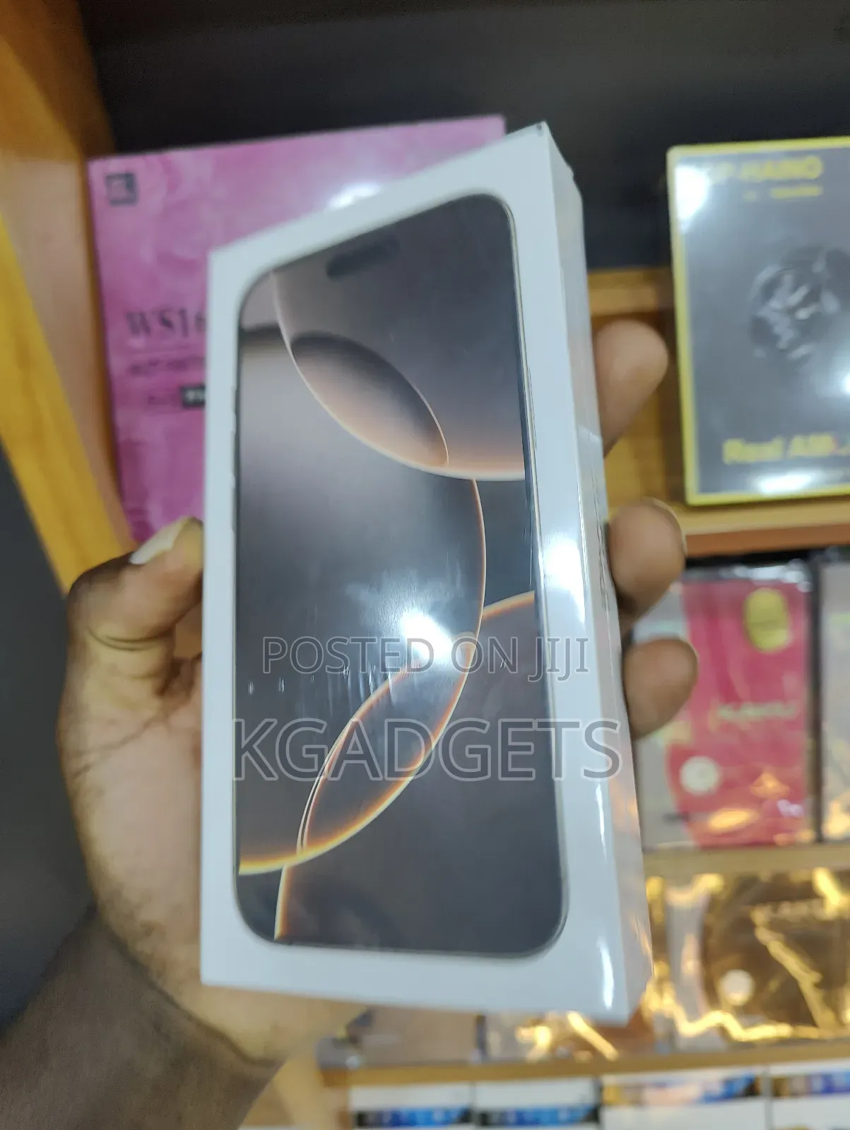 New Apple iPhone 16 Pro Max 256 GB Bronze