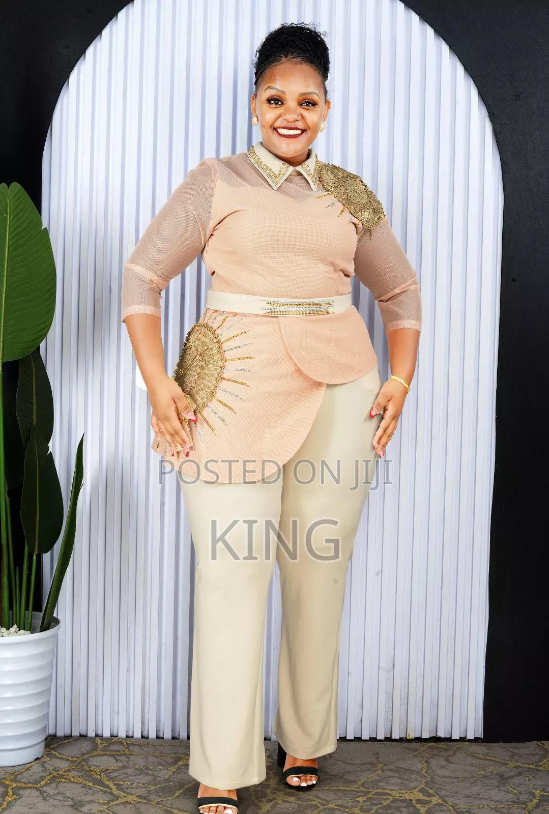 First Rate Elegant Two-Piece Wear