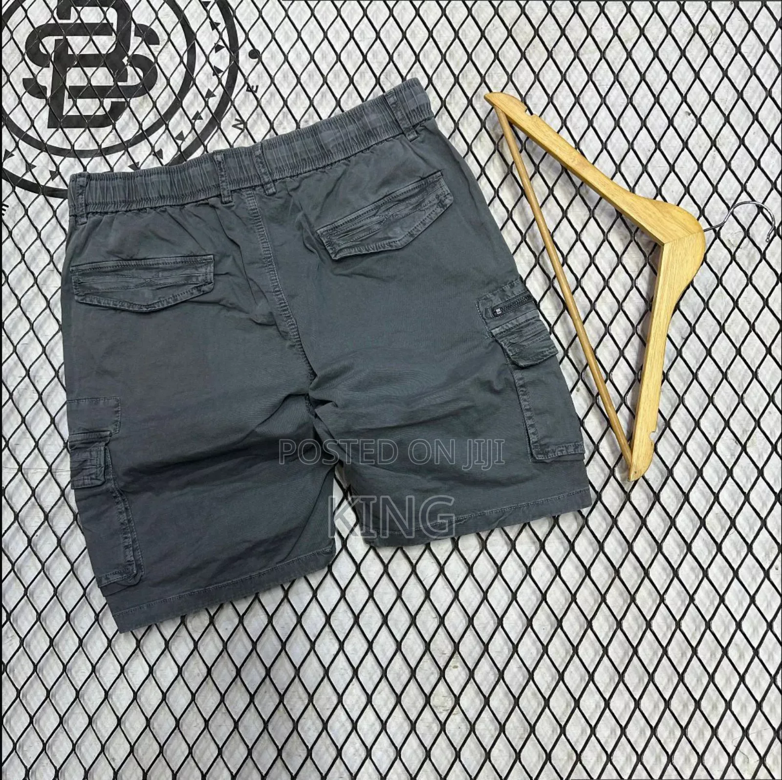 First Rate Cargo Worth Shorts