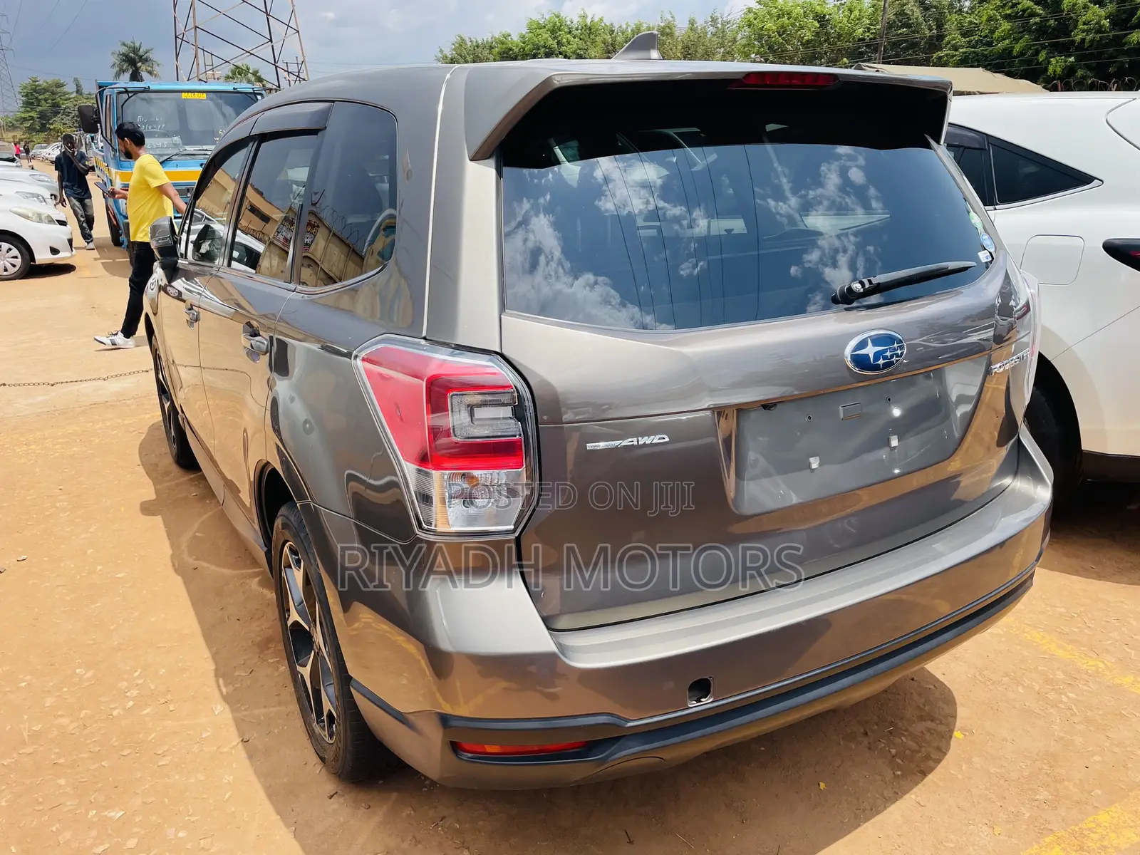 Subaru Forester 2017 Gray