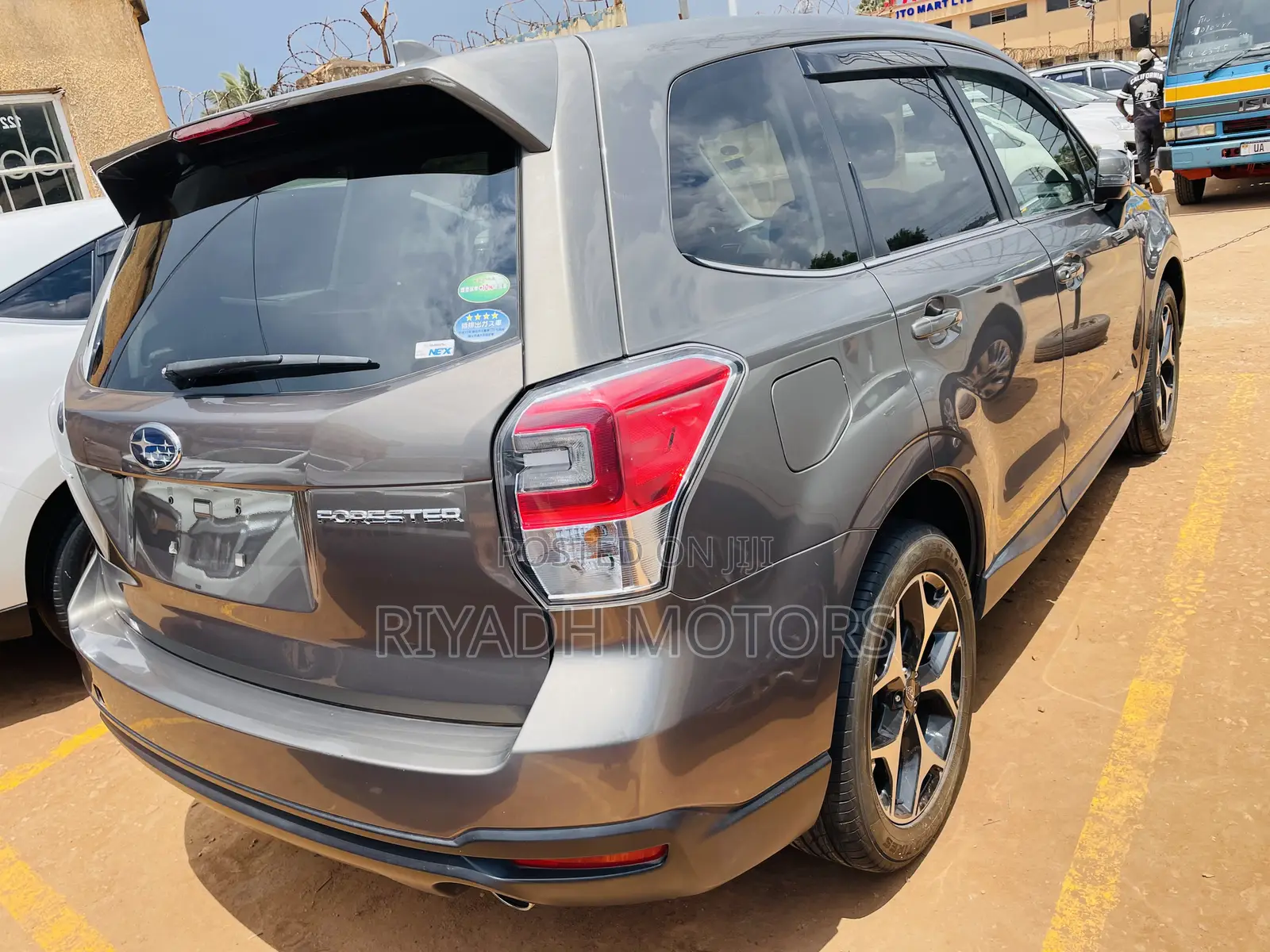 Subaru Forester 2017 Gray