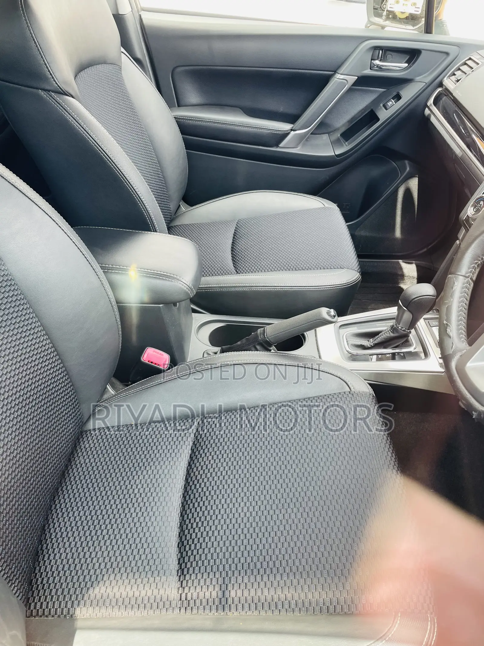 Subaru Forester 2017 Gray