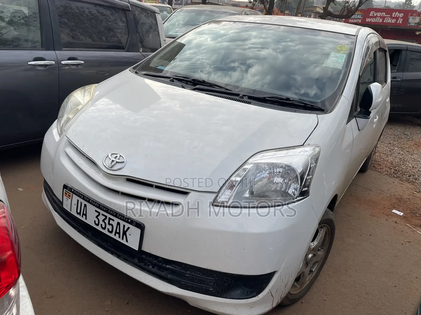 Toyota Passo Sette 1.5 FWD 2011 White