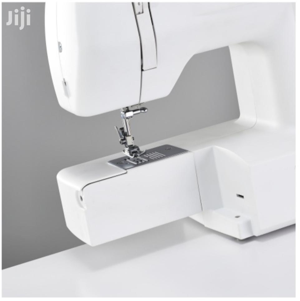 Original Empisal Dressmaker Electronic Sewing Machine 120a 65W in