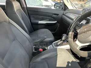 Suzuki Escudo 2016 Silver