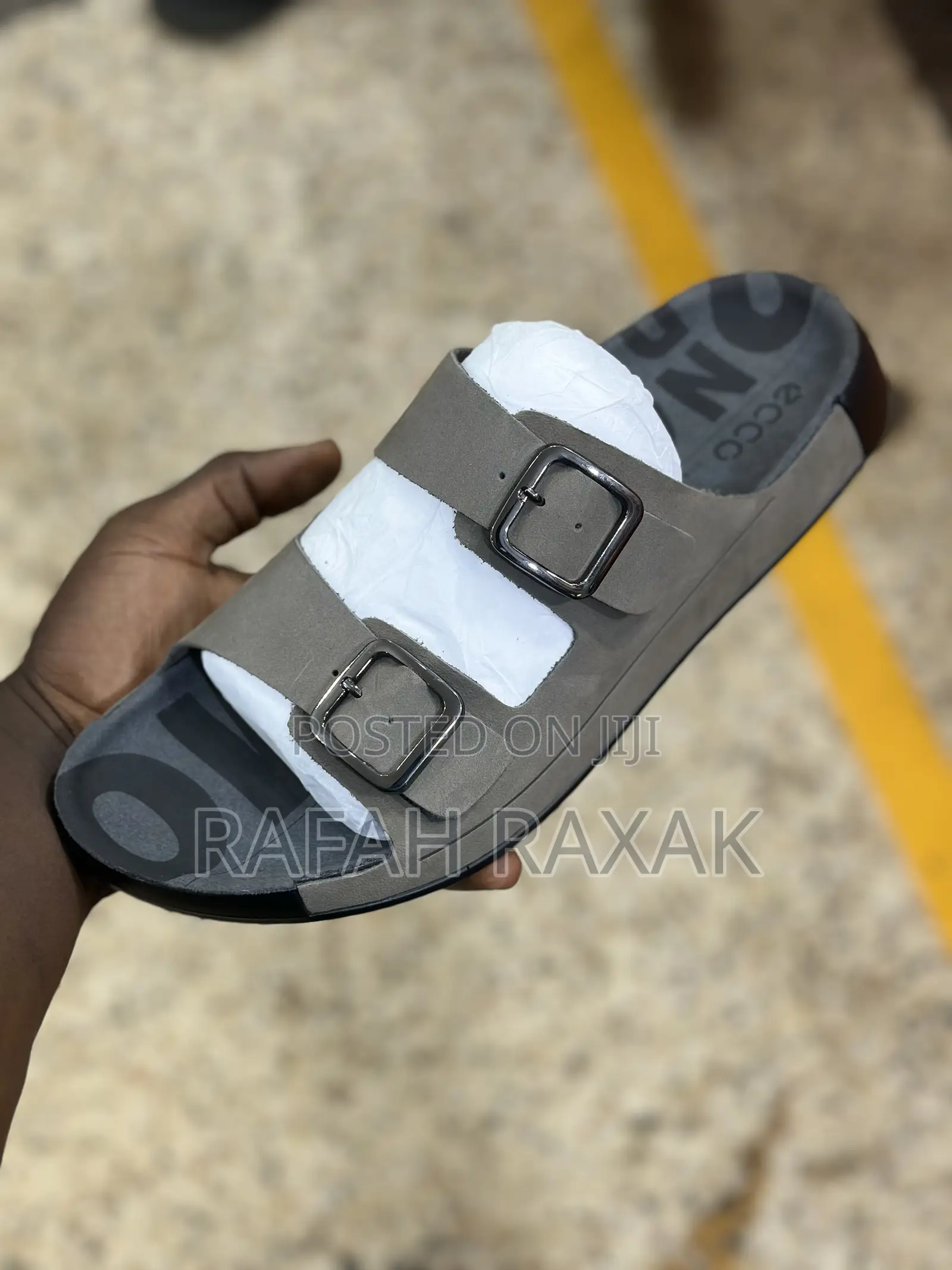 New Classic Ecco Leather Sandals