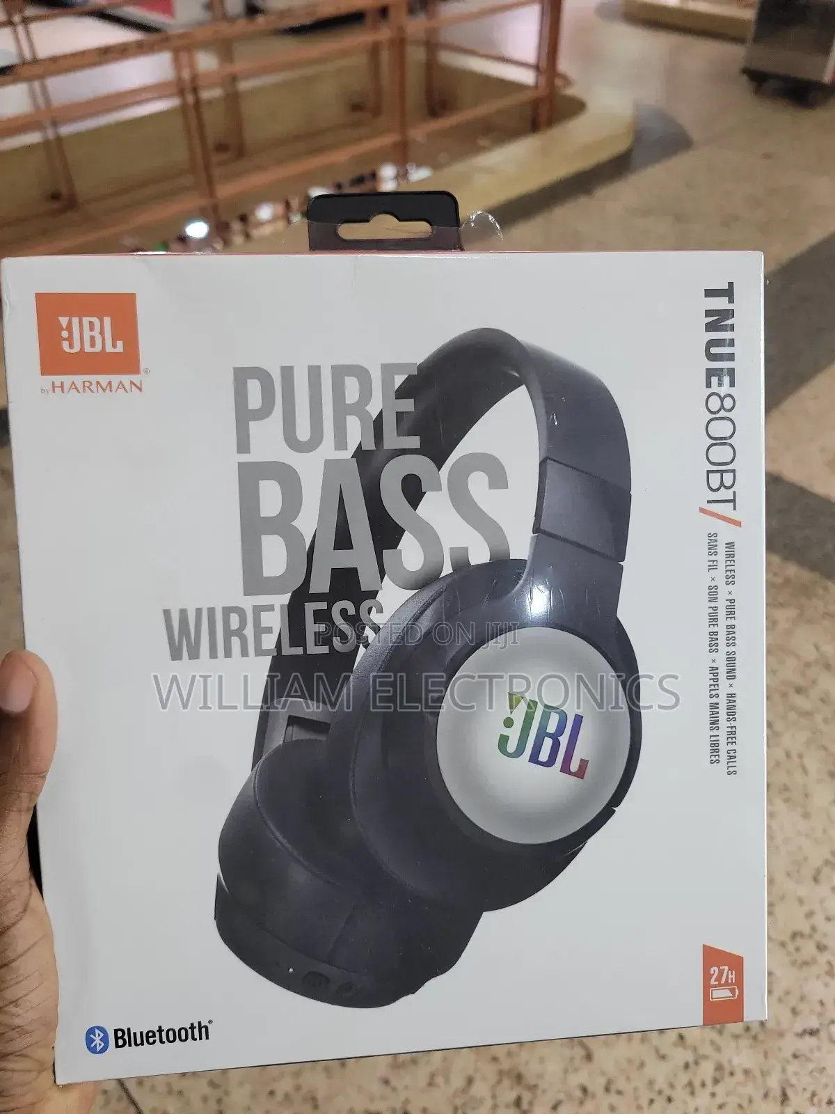 JBL Harman Pure Bass Wireless Tune 800BT