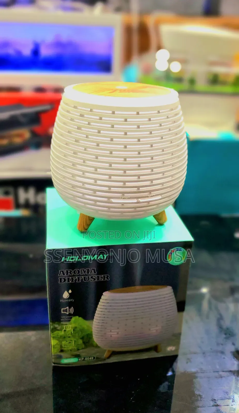 Mini Oil Diffuser-portable Humidifier With Cool Mist Light