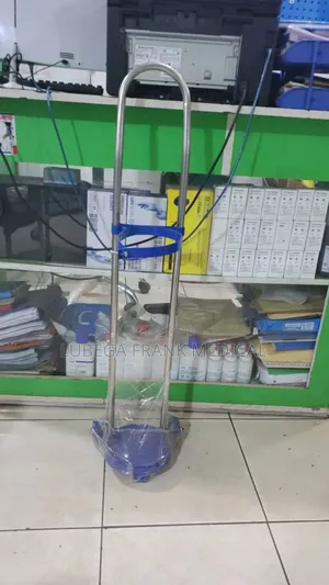 Portable Oxygen Cylinder Stand Trolley