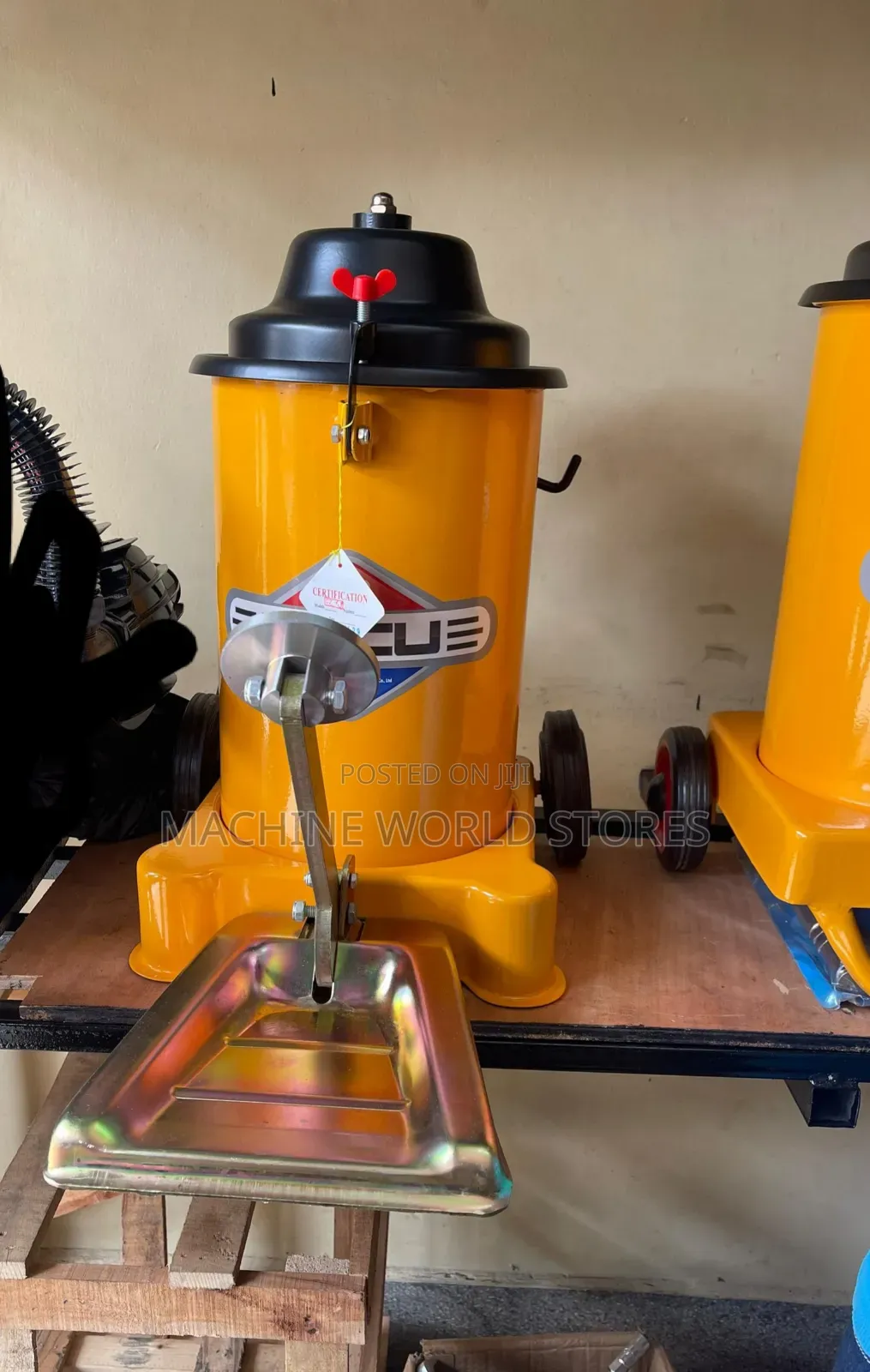 Foot Grease Bucket