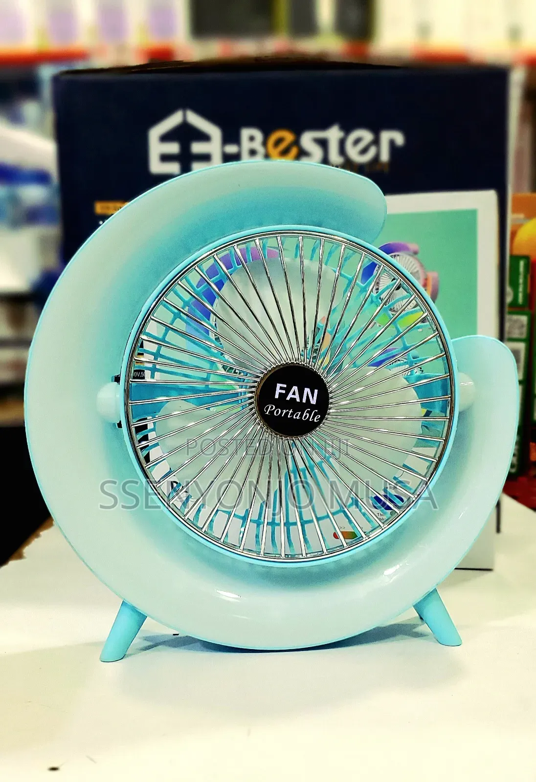 Usb Desk Fan- Silent,Powerful, Rechargeable With Led Light
