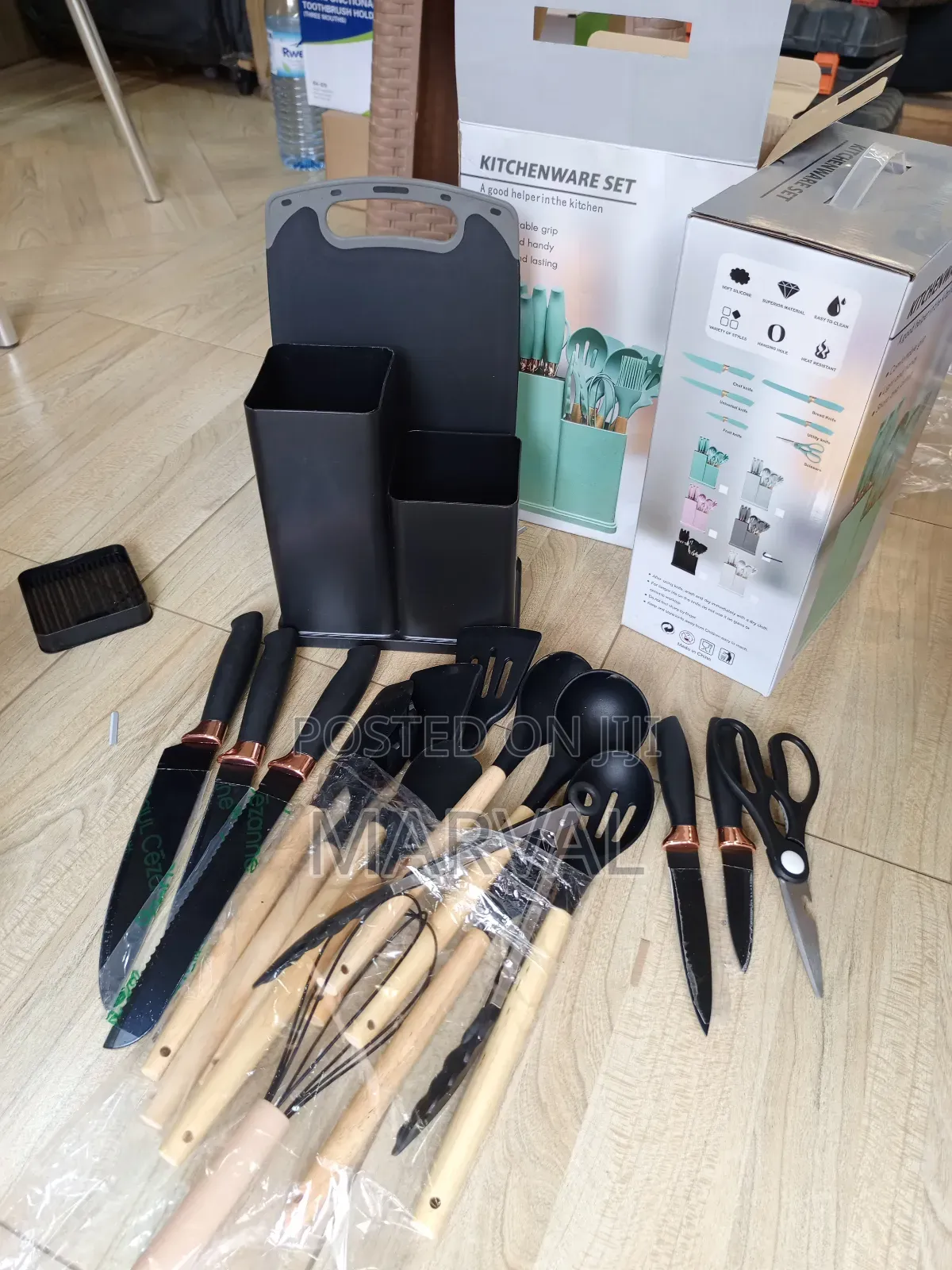 19 PCS Kitchen Utensils Set Wood Handle