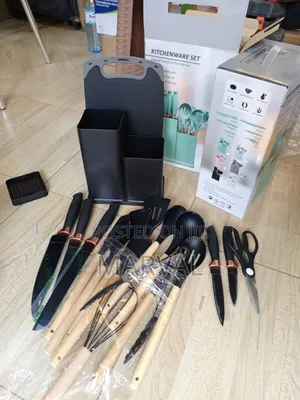 19 PCS Kitchen Utensils Set Wood Handle