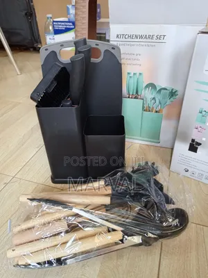 19 PCS Kitchen Utensils Set Wood Handle