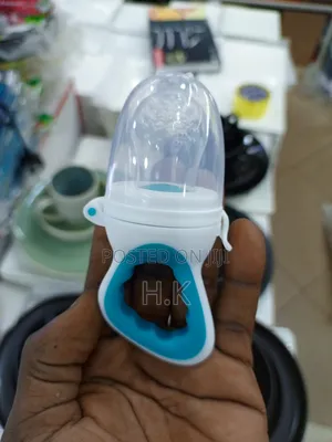 Baby Food Feeder