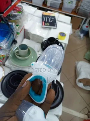 Baby Food Feeder