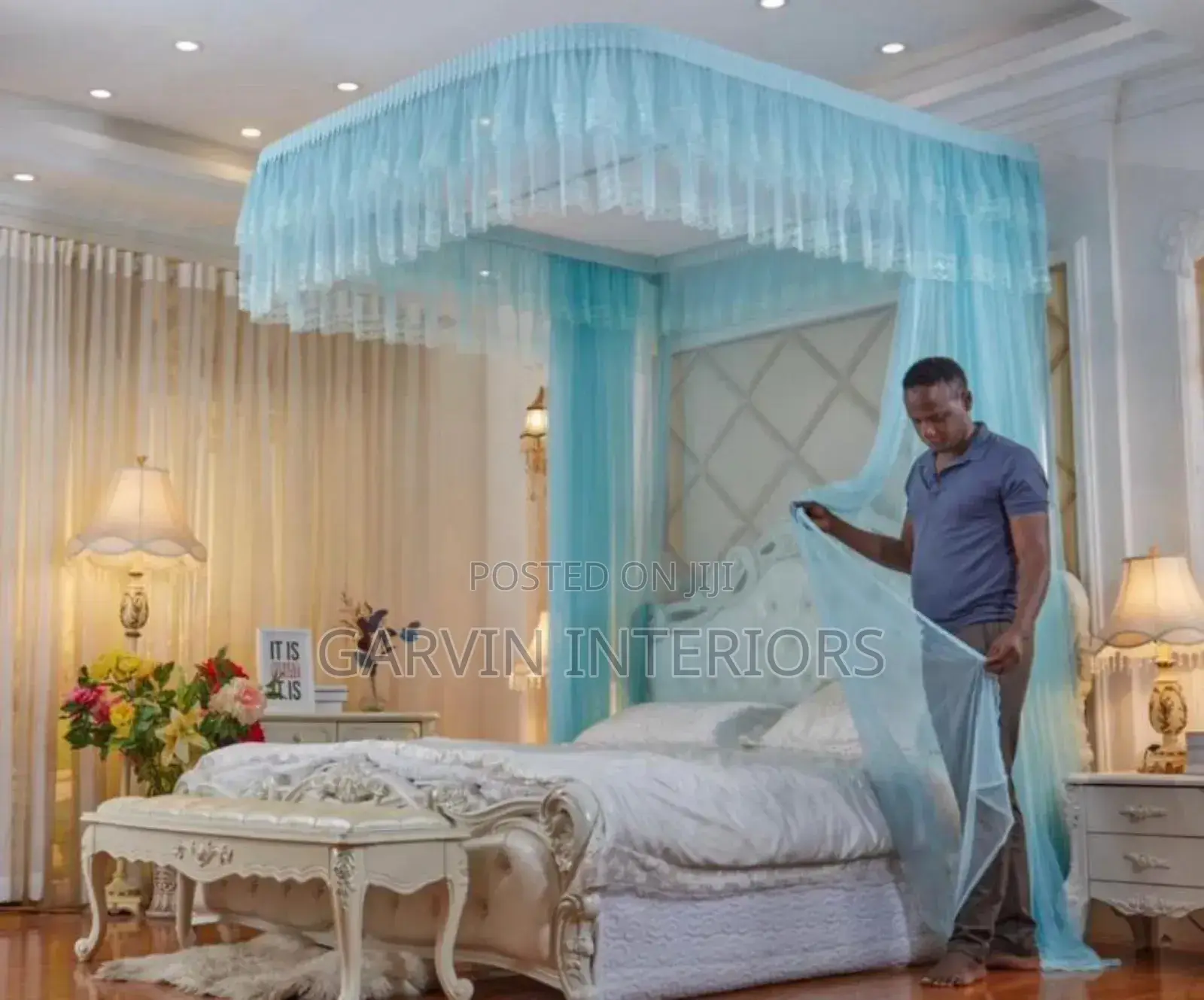Luxury Wall Mounted Net